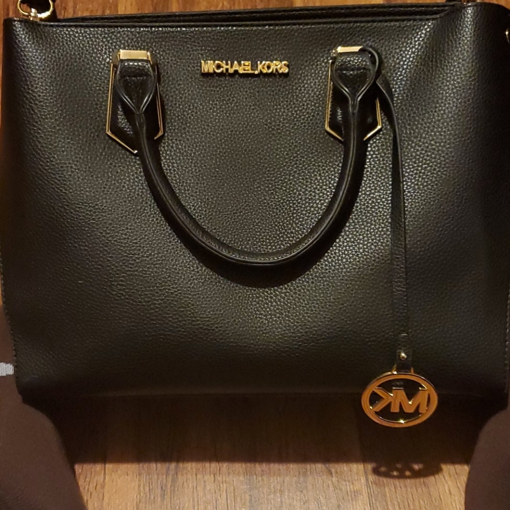 MK purse